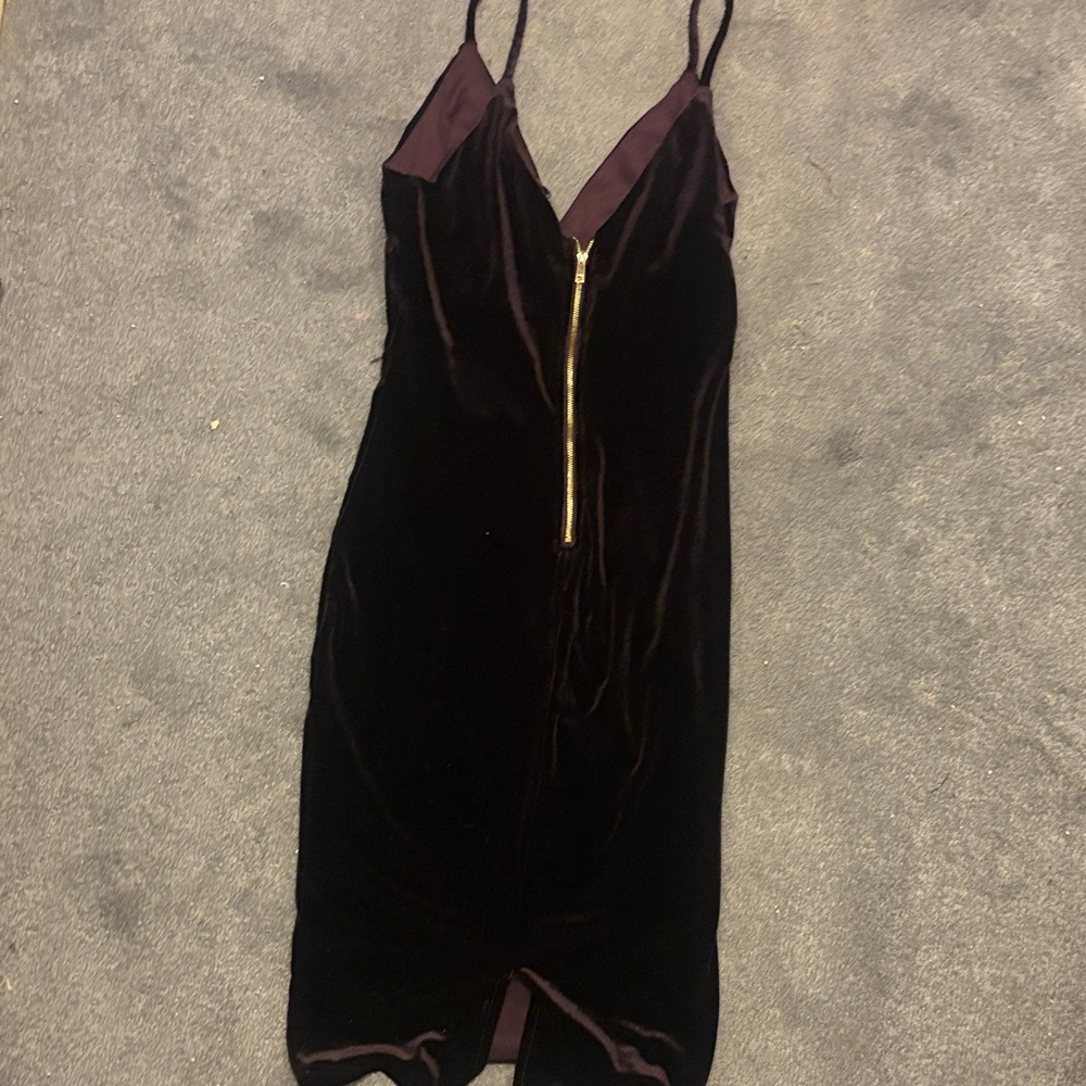Privy Black Dress with Floral Embroidery - Picture 5 of 5